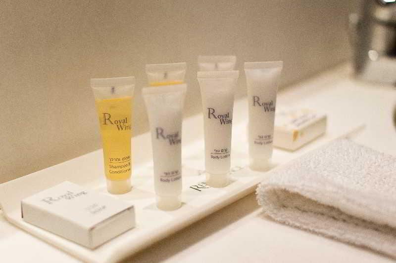 Royal Wing Hotel Yerusalem Bagian luar foto