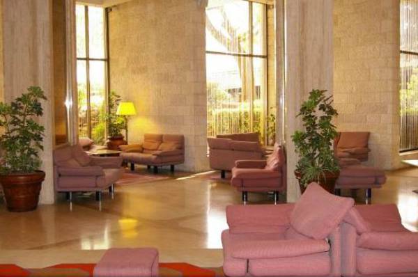 Royal Wing Hotel Yerusalem Bagian luar foto